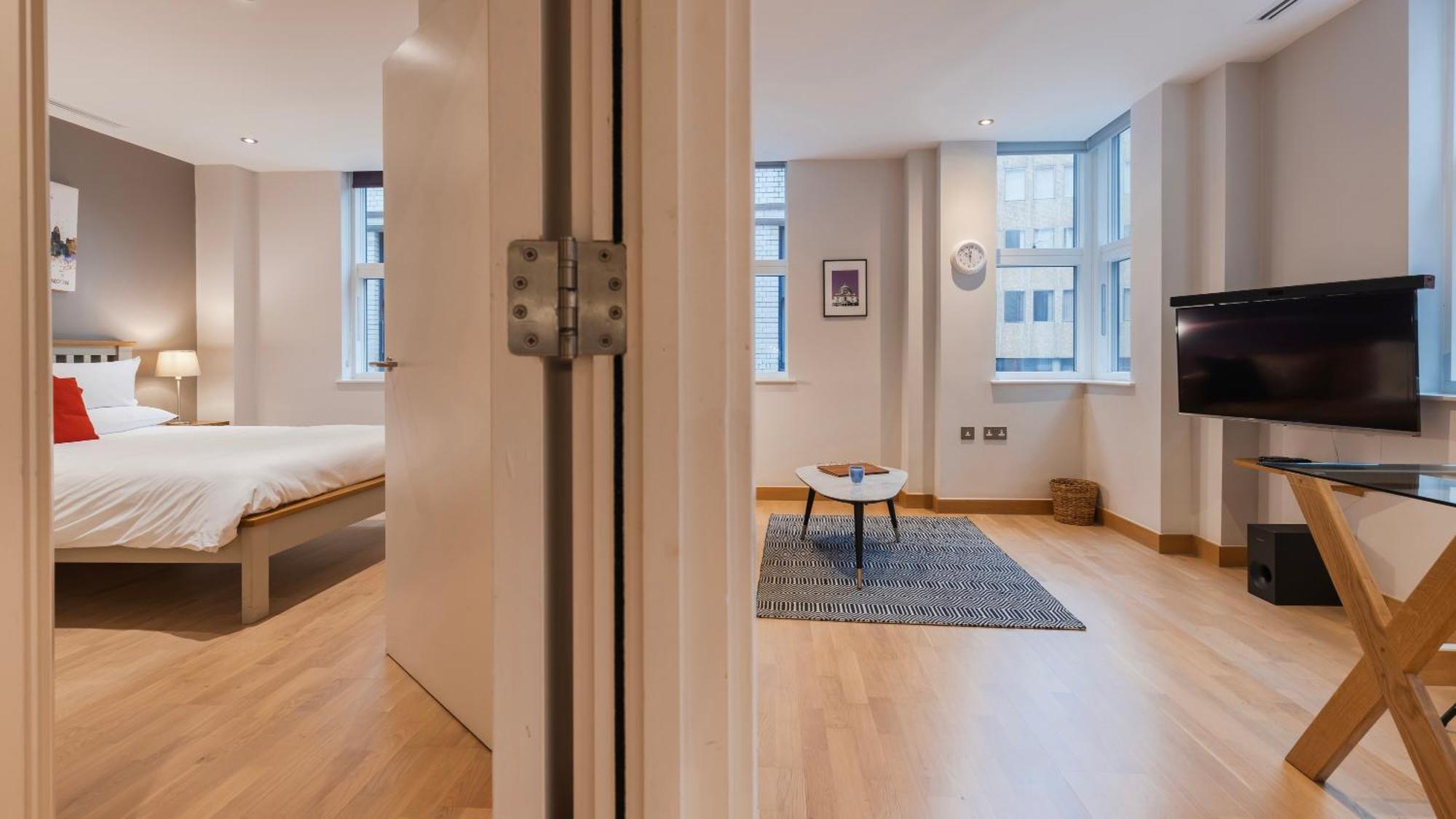 Barbican Serviced Apartments By Lovelystay ลอนดอน ห้อง รูปภาพ