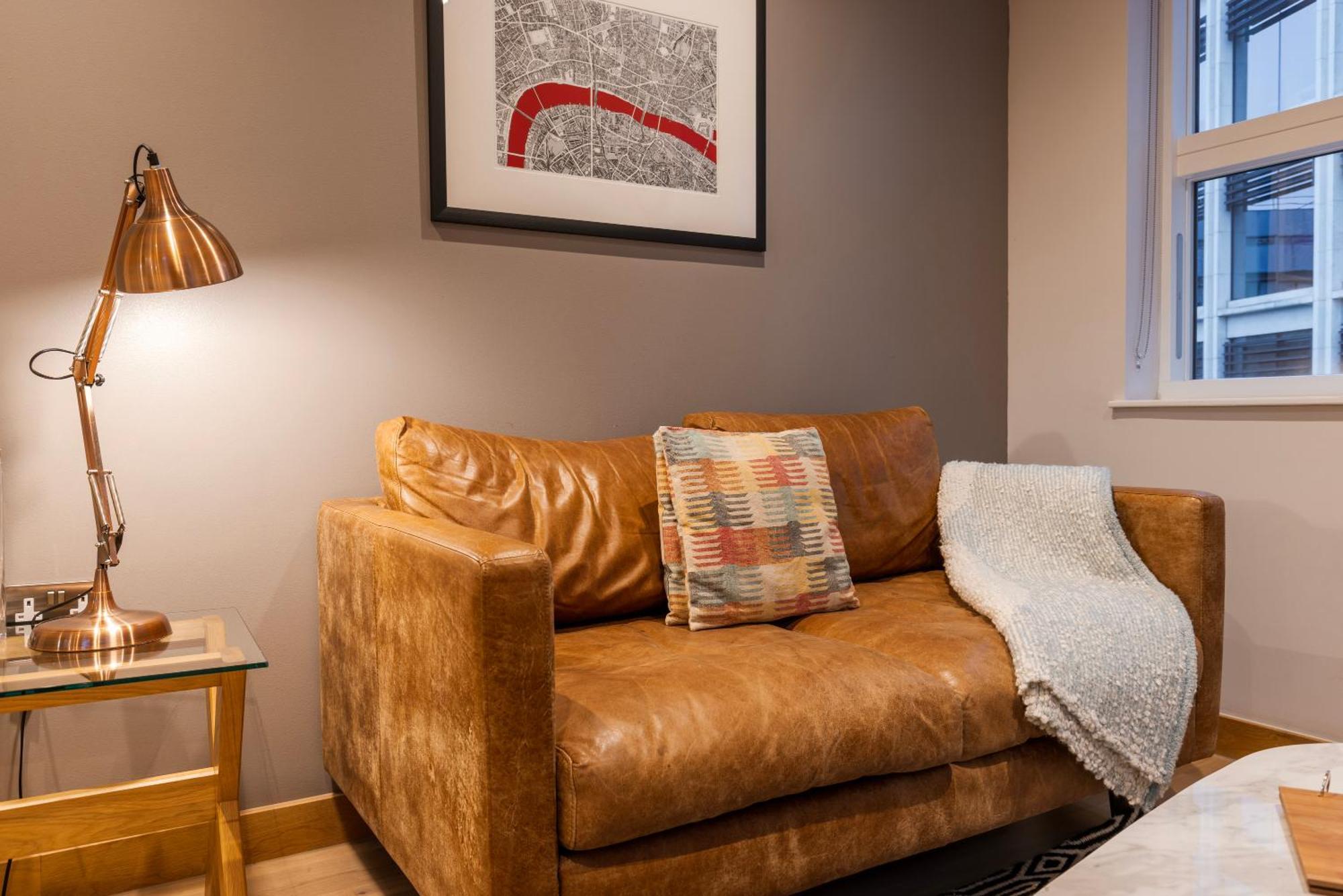 Barbican Serviced Apartments By Lovelystay ลอนดอน ห้อง รูปภาพ