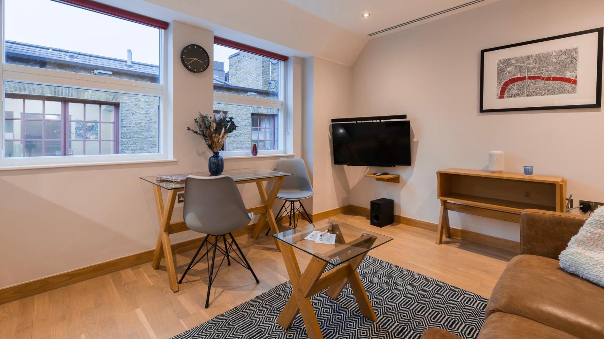 Barbican Serviced Apartments By Lovelystay ลอนดอน ภายนอก รูปภาพ